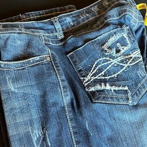 Cowgirl Tuff dark wash bootleg jeans “Filly”